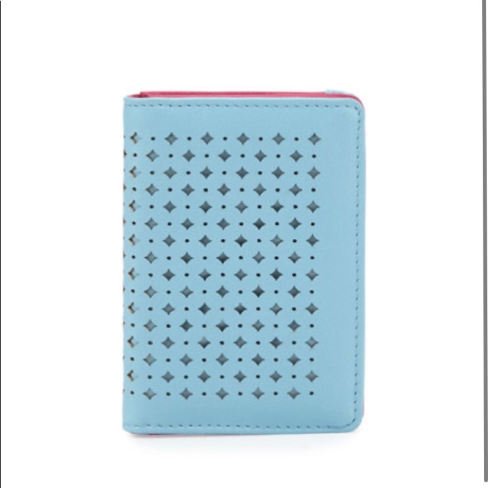 Neiman Marcus  Sierra laser cut card case